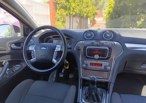 Ford Mondeo cena 16250 przebieg: 247123, rok produkcji 2008 z Ciechocinek małe 211